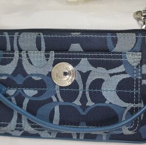 COACH 40628 Signature Denim Blue OPTICAL C Wristlet Clutch Wallet Purse
